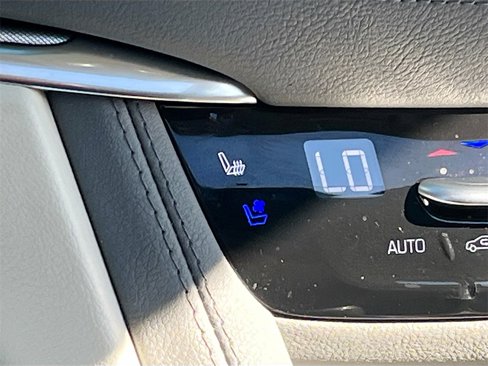 Used 2025 Cadillac XT5 Premium Luxury w/ Technology Package image 21