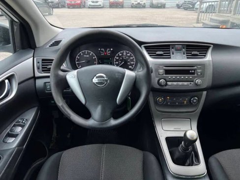 Used 2014 Nissan Sentra S image 17