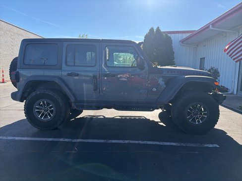 Certified 2024 Jeep Wrangler Unlimited Rubicon w/ XTREMEE 35" Tire Package image 8