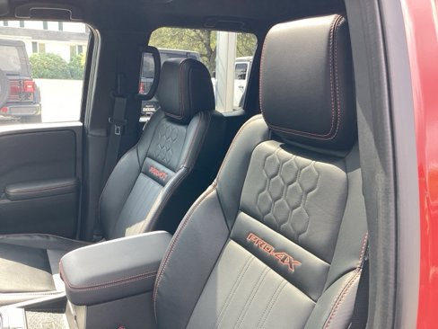 Used 2024 Nissan Frontier PRO-4X w/ Pro Premium Package image 25