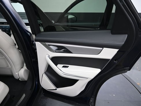New 2026 Jaguar F-PACE R-Dynamic S image 13