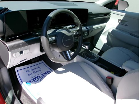 Used 2025 Hyundai Kona SEL image 12