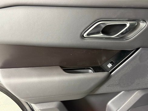 New 2026 Land Rover Range Rover Velar Dynamic SE image 21