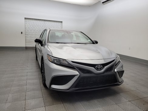 Used 2022 Toyota Camry SE image 14