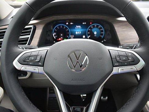 New 2025 Volkswagen Atlas SEL Premium R-Line image 11