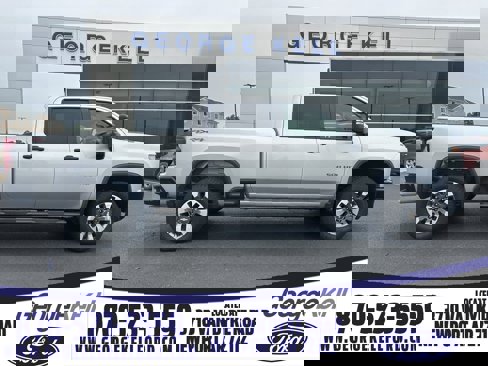 Used 2023 Chevrolet Silverado 2500 Custom image 1