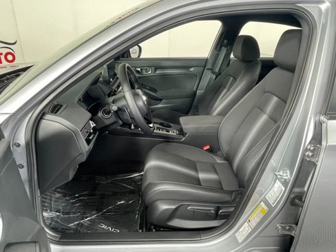Used 2025 Honda Civic Sport image 13