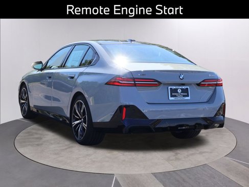 New 2026 BMW 530i xDrive w/ Executive Package image 7