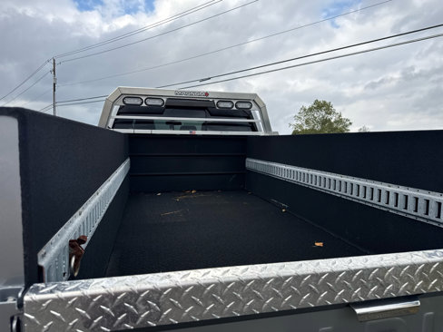 Used 2024 Ford F450 Lariat w/ Snow Plow Prep Package image 26