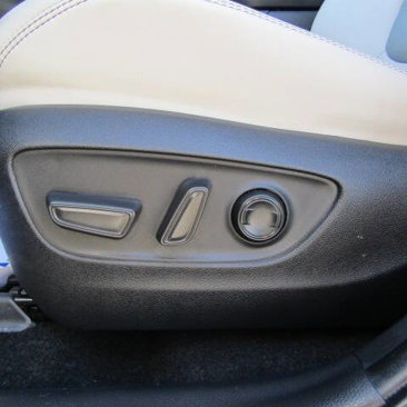 Used 2024 Toyota RAV4 XLE Premium image 18