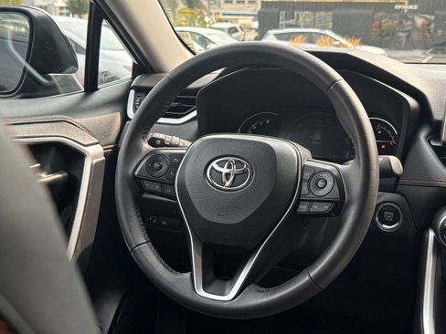 Used 2024 Toyota RAV4 Adventure image 19
