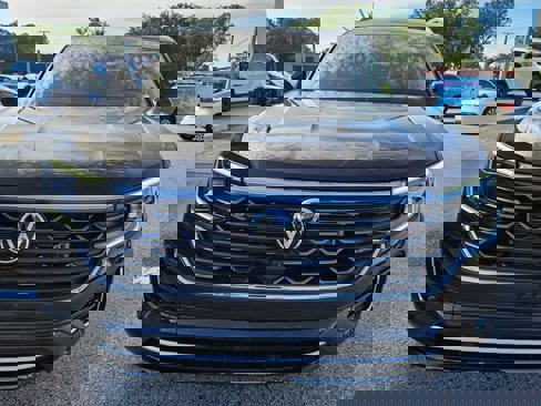 New 2025 Volkswagen Atlas SEL Premium R-Line image 25
