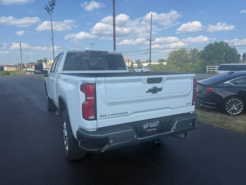 Used 2024 Chevrolet Silverado 2500 LTZ w/ LTZ Premium Package image 5