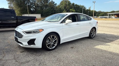Used 2020 Ford Fusion SEL image 1