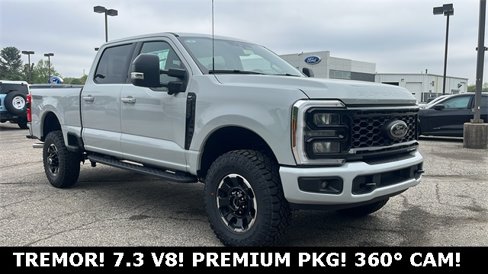 New 2025 Ford F350 XLT w/ Black Appearance Package image 38