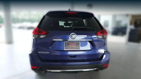 Used 2020 Nissan Rogue SV image 4