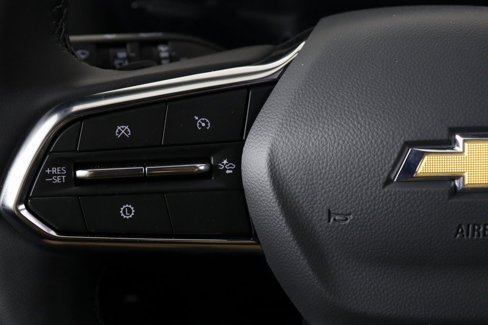 New 2026 Chevrolet Equinox LT w/ Safety and Technology Package image 17