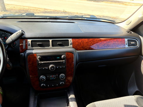 Used 2013 Chevrolet Suburban LS w/ Convenience Package 1 image 39