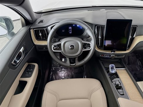 New 2026 Volvo XC60 B5 Plus w/ Protection Package Premier image 23