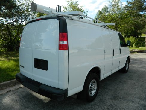 Used 2019 Chevrolet Express 2500 w/ Communications Package image 7