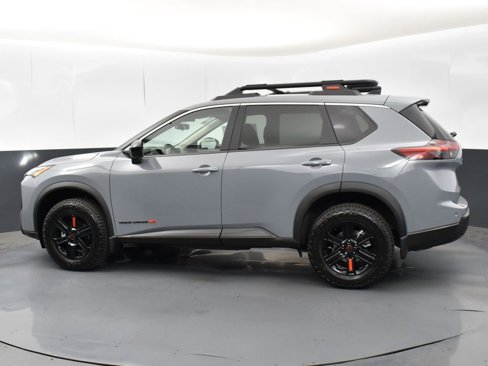 New 2026 Nissan Rogue SV image 5