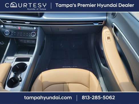 New 2025 Hyundai Sonata Limited image 16