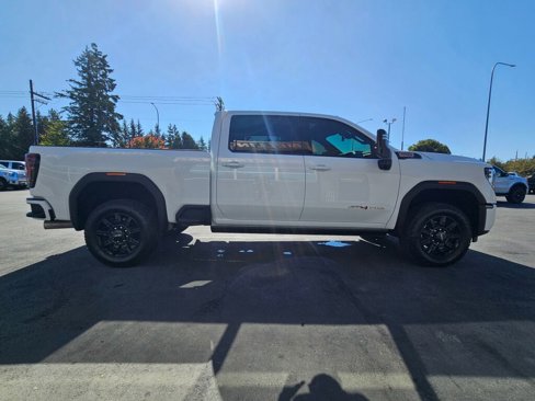Used 2025 GMC Sierra 3500 AT4 w/ AT4 Premium Plus Package image 4