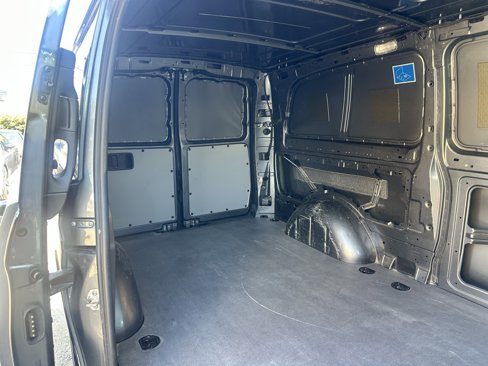 Used 2023 Mercedes-Benz Metris image 17