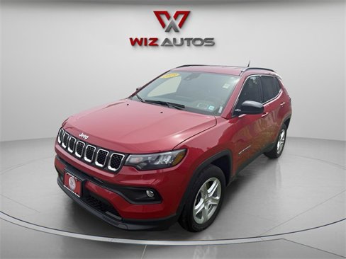 Used 2023 Jeep Compass Latitude w/ Convenience Group image 1