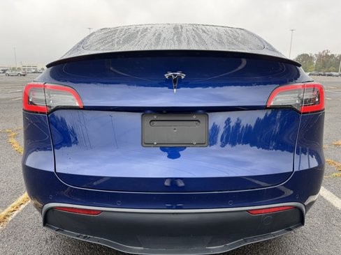 Used 2020 Tesla Model Y Performance image 4