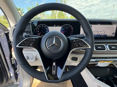 New 2026 Mercedes-Benz GLS 450 4MATIC image 21
