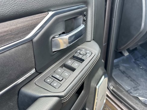 New 2025 RAM 2500 Laramie image 16