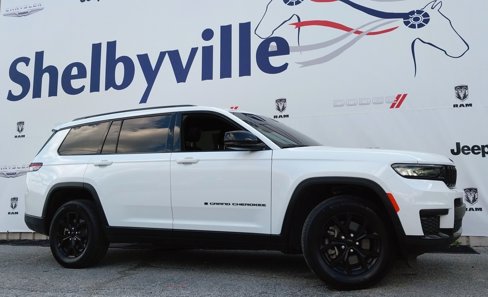 Used 2024 Jeep Grand Cherokee L Altitude image 1