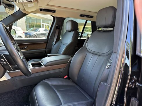 Used 2023 Land Rover Range Rover SE image 19