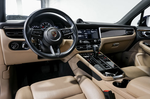 Used 2023 Porsche Macan S image 9