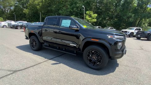 New 2025 GMC Canyon Elevation w/ Convenience Package image 2
