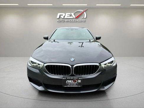 Used 2018 BMW 540i xDrive w/ M Sport Package image 8