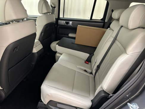 New 2026 Hyundai Santa Fe SEL image 9