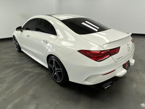 Used 2020 Mercedes-Benz CLA 35 AMG 4MATIC image 4