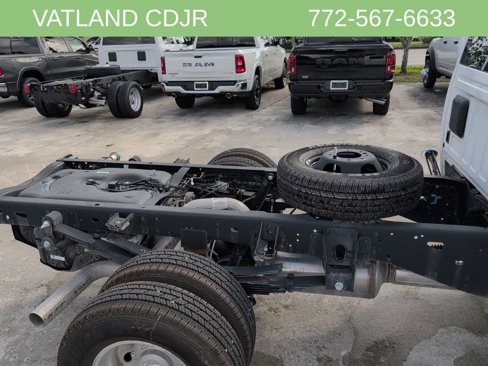New 2026 RAM 3500 Tradesman image 32