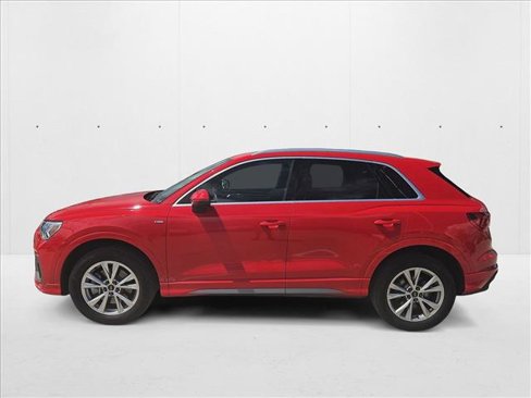 Used 2024 Audi Q3 2.0T Premium image 9