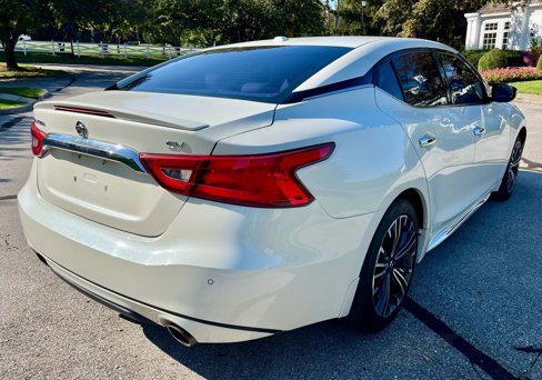 Used 2017 Nissan Maxima 3.5 SV w/ Dynamic Package image 5