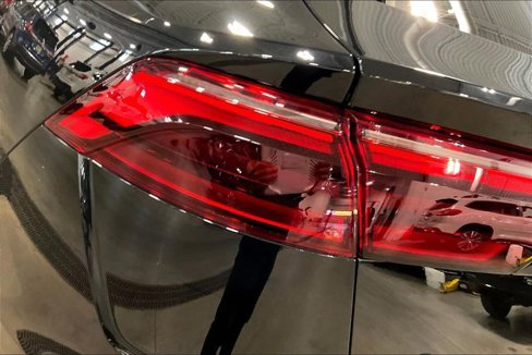 Certified 2025 Audi Q8 Premium image 29