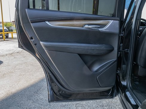 Used 2021 Cadillac XT6 Premium Luxury w/ Platinum Package image 15