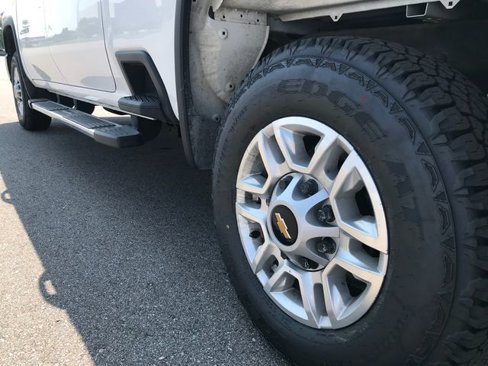 Certified 2024 Chevrolet Silverado 2500 LT image 12