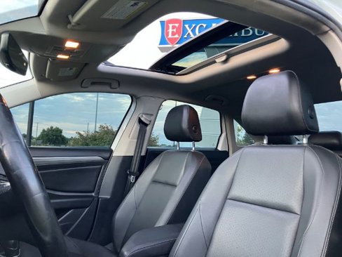 Used 2019 Volkswagen Jetta SEL image 18
