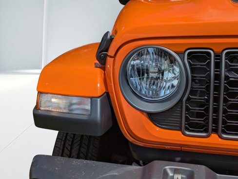 New 2025 Jeep Gladiator Sport image 8
