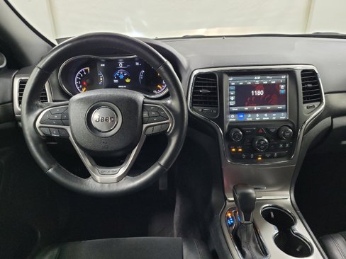 Used 2018 Jeep Grand Cherokee Altitude image 22