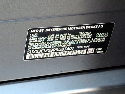 Used 2024 BMW X7 xDrive40i w/ M Sport Package image 35