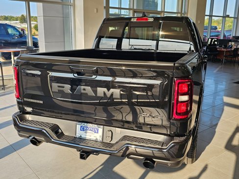 New 2026 RAM 1500 4x4 Crew Cab image 3